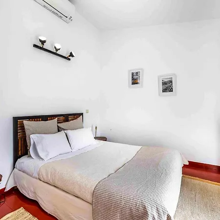 Charming House With Mountain View In * Vilar de Ferreiros